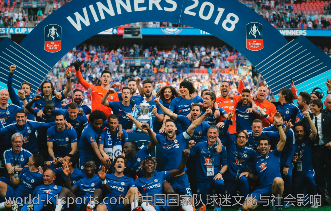 中国国家队球迷文化与社会影响